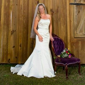 Trumpet Wedding Dress Gown with Corset Tiara